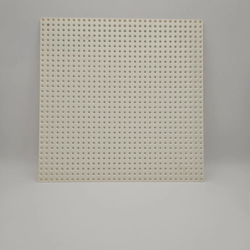 LEGO 1-piece 10x10 White 32x32 Stud Building Baseplate Vintage Classic 3811